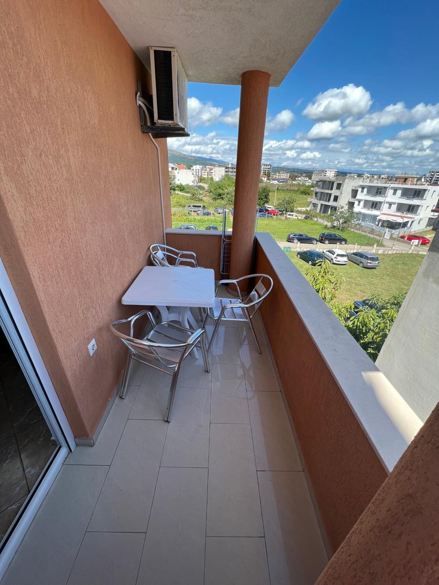 Apartments Zalli Ulcinj Exterior photo
