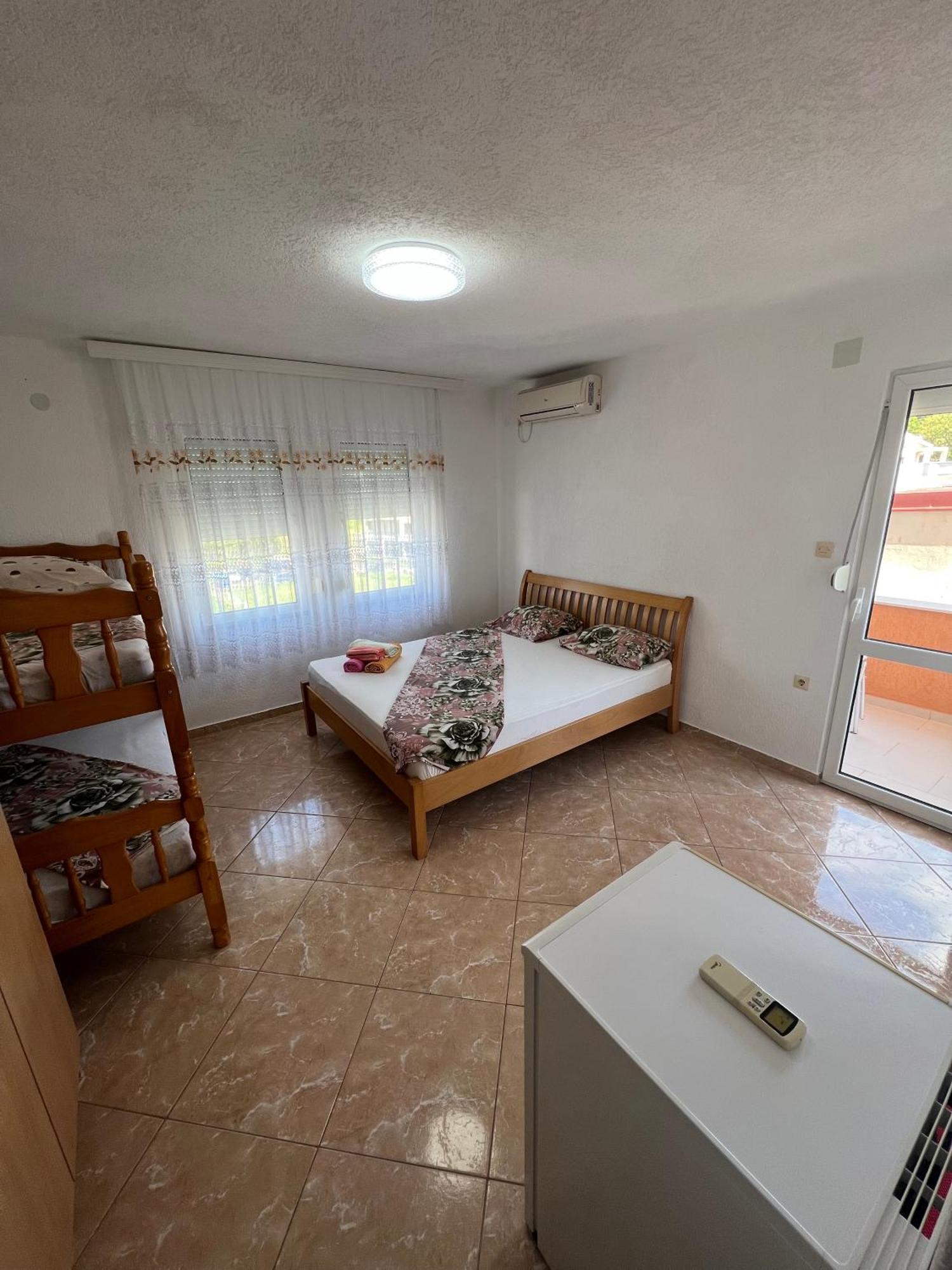 Apartments Zalli Ulcinj Exterior photo