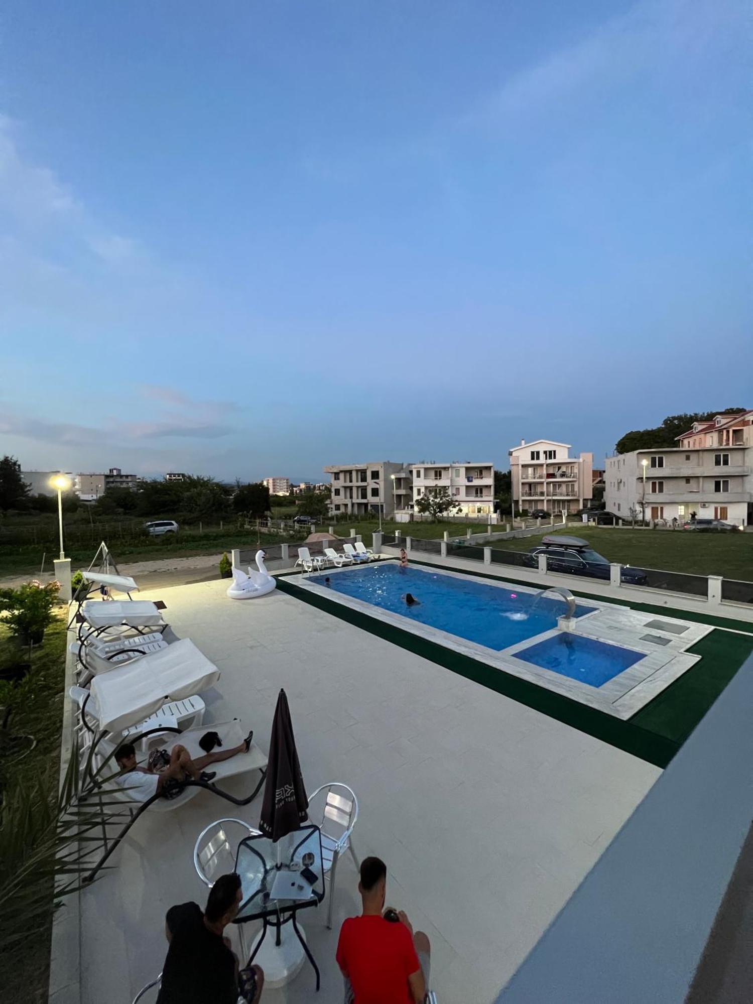Apartments Zalli Ulcinj Exterior photo