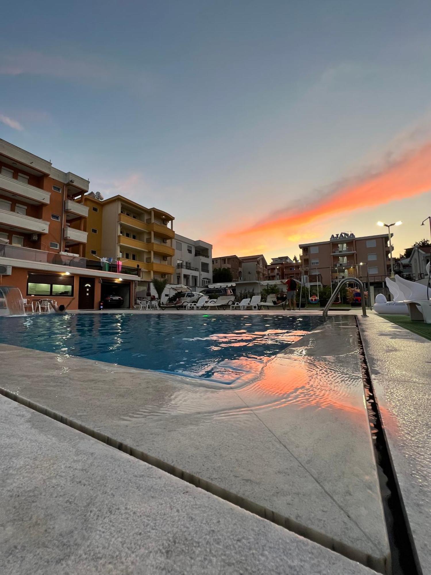 Apartments Zalli Ulcinj Exterior photo