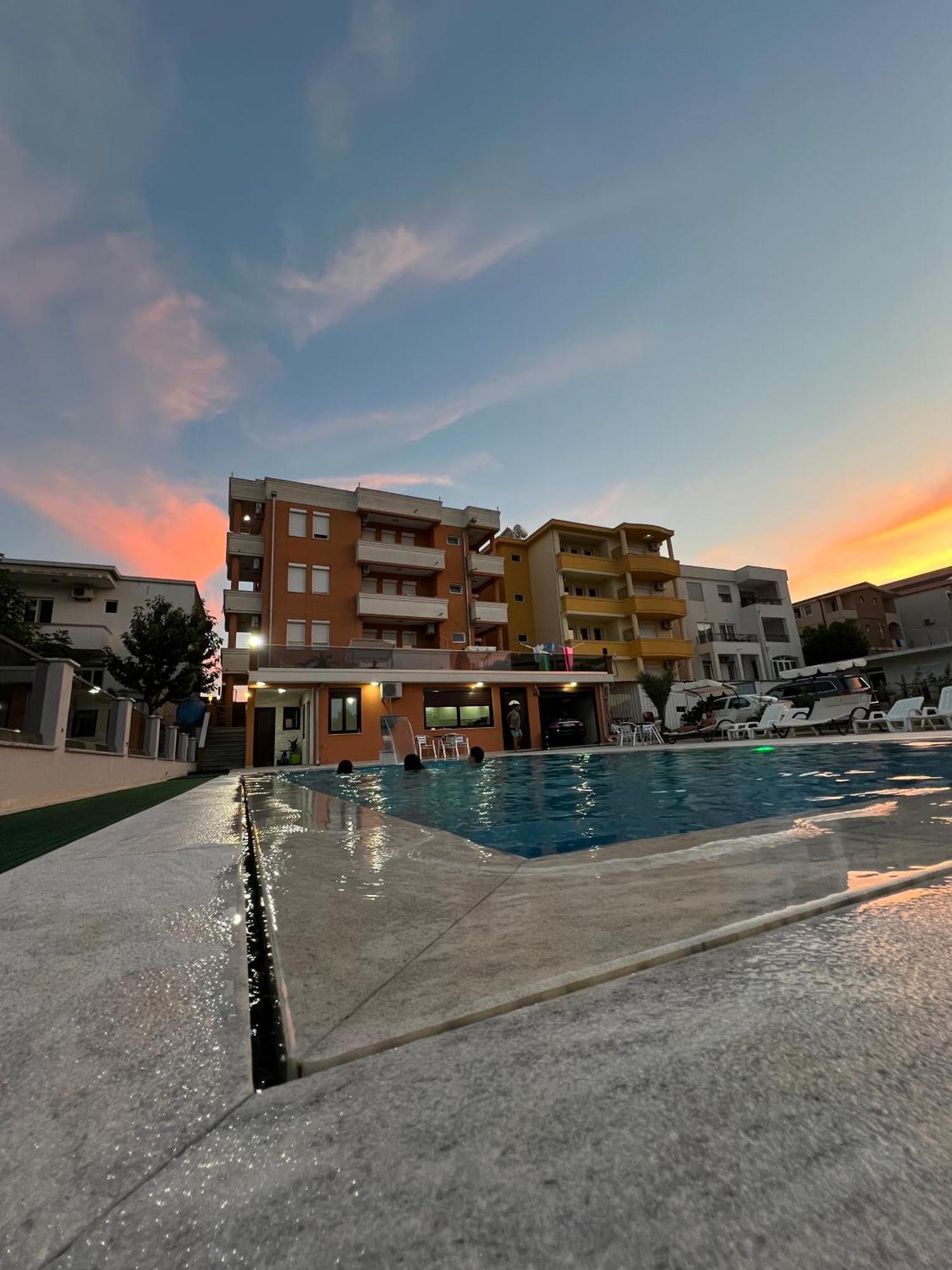 Apartments Zalli Ulcinj Exterior photo