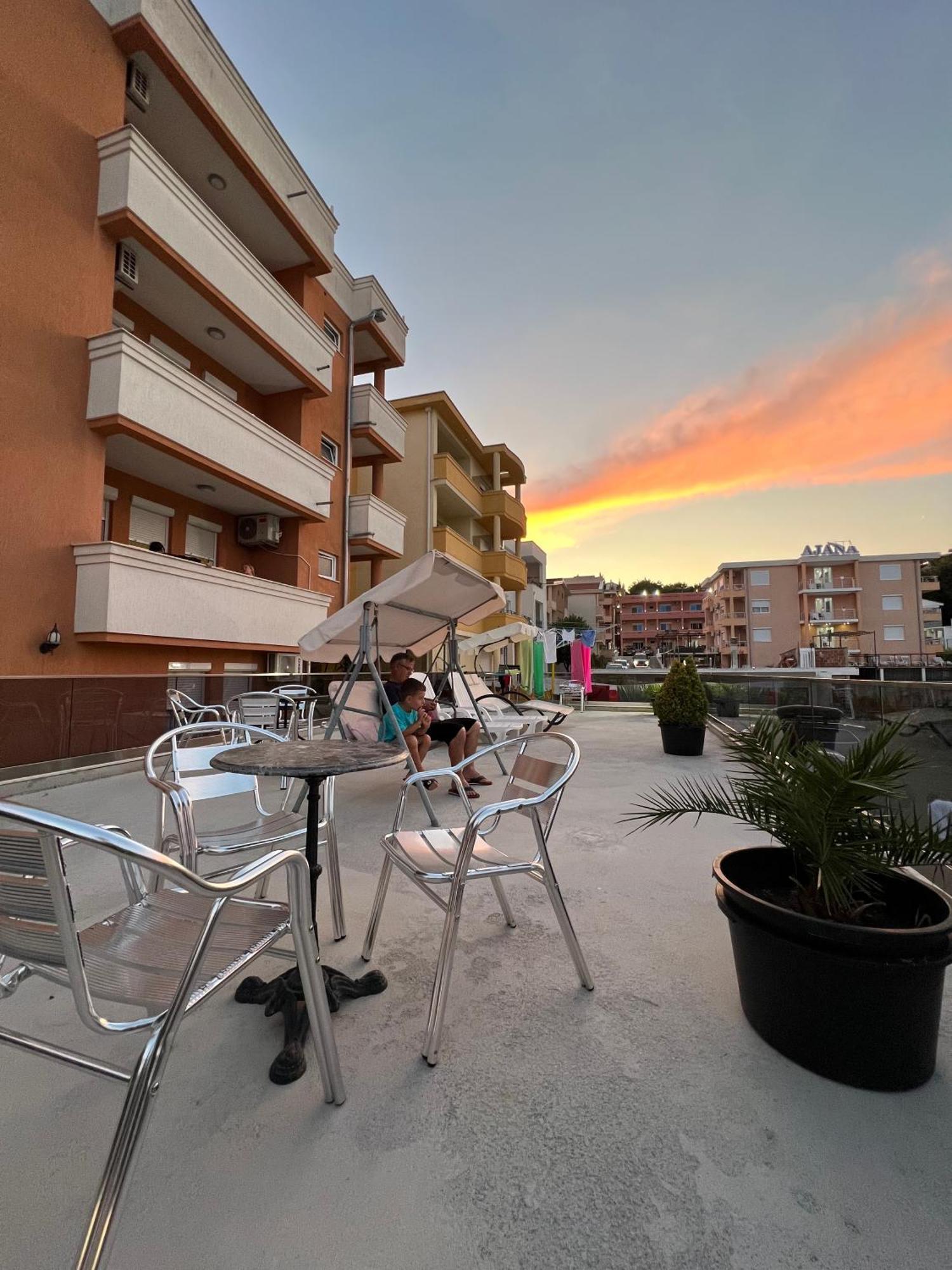 Apartments Zalli Ulcinj Exterior photo